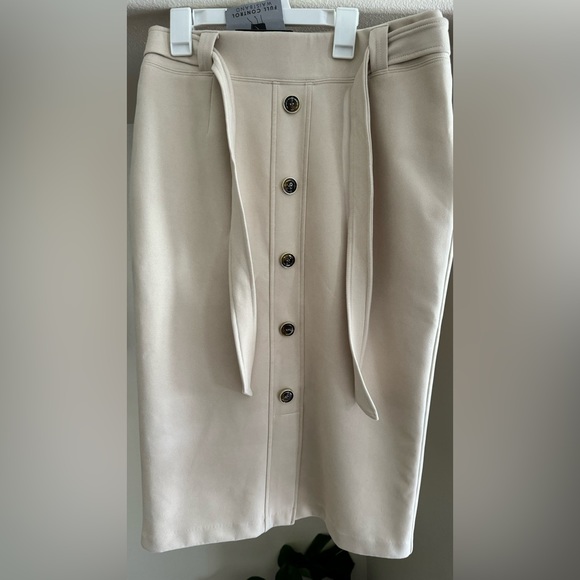 Mark New York Skirt - Picture 4 of 7